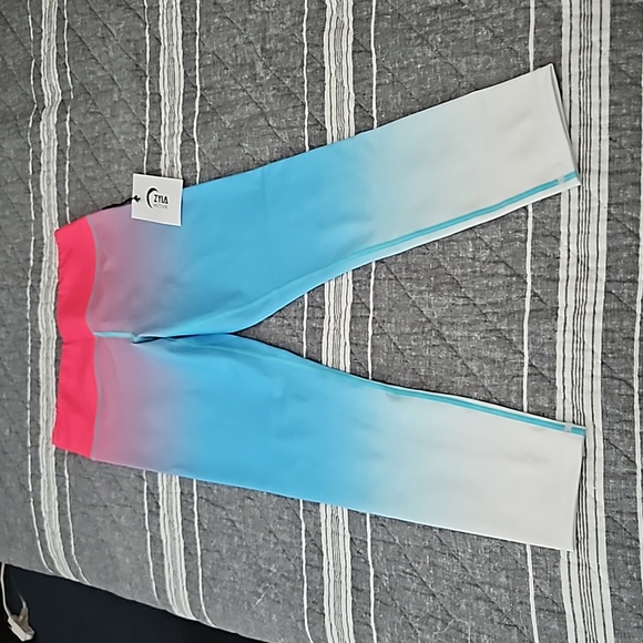 ZYIA bundle: Light n Tight 7/8, size 6-8 - Picture 5 of 6